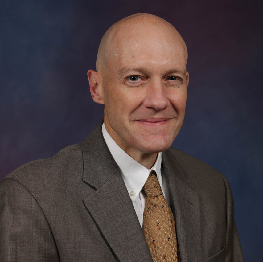 Robert Breighner's headshot, Senior Vice President of Compliance & Audit for Select Medical.